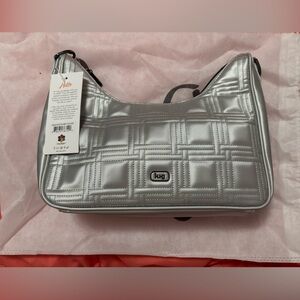 Lug Grooves bag ** Free gift when purchased**